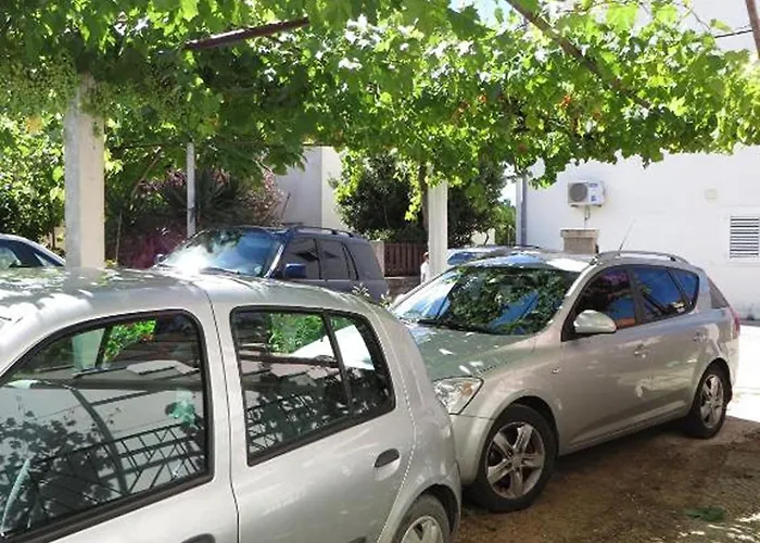 A&n Пакоштане